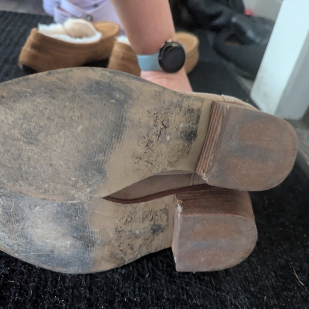 Steve Madden Beige Suede Ankle Booties - Picture 3 of 4